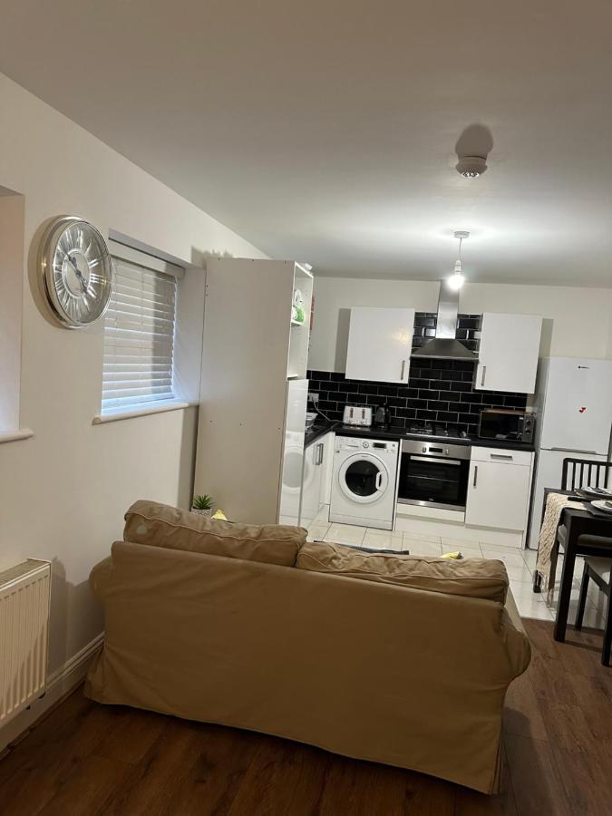 Beautiful Hoe Street Dream Ground Floor One Bedroom Apartment London Bagian luar foto